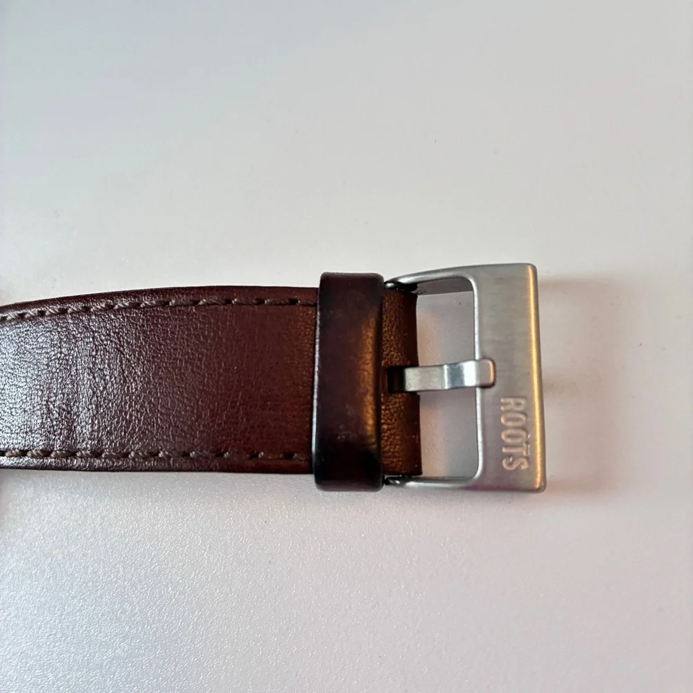 Roots Canada Mens Chronograph Watch With Brown Leather Watchband Vintage